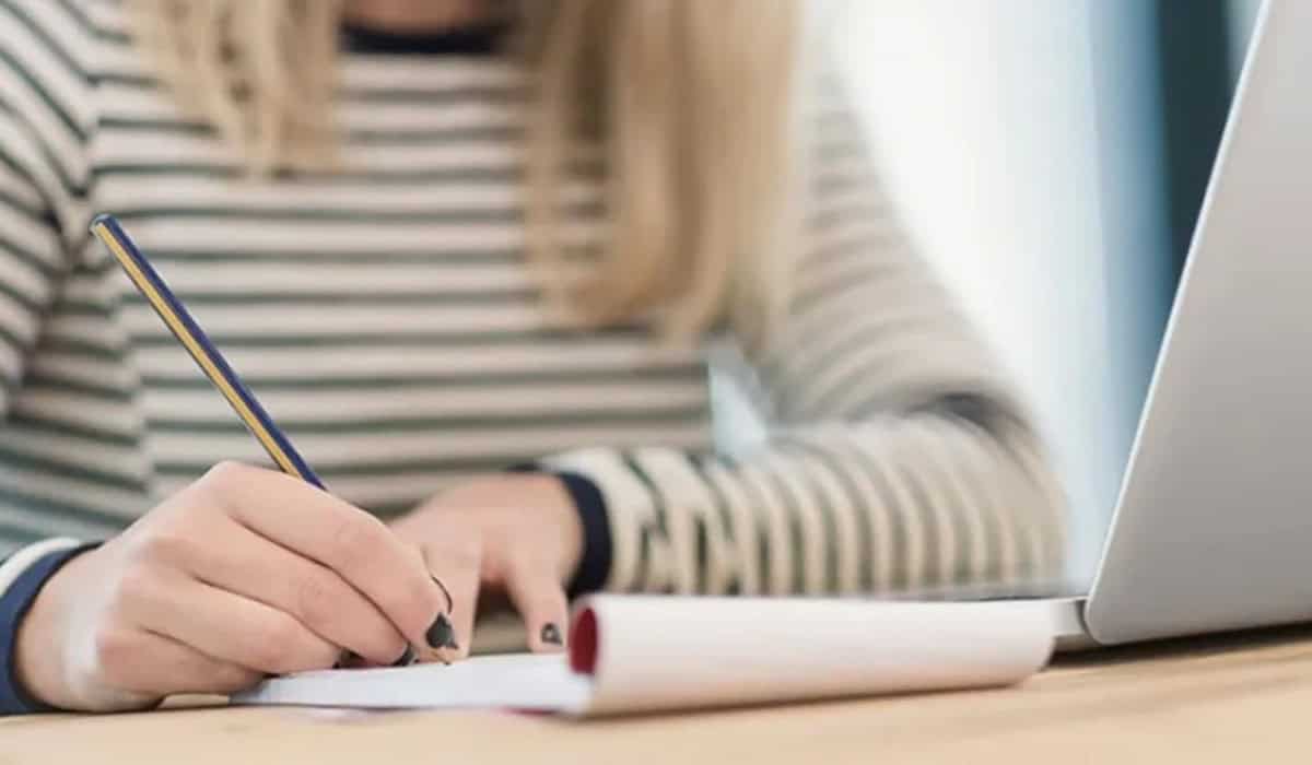 Je bekijkt nu Sollicitatiebrief Format Downloaden: Voorbeeld en Praktische Tips